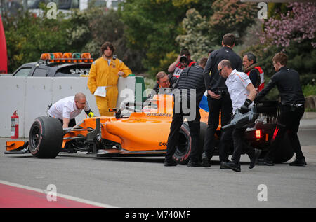 Barcelone, Espagne. 05Th Mar, 2018. McLaren de Stoffel Vandoorne au cours de la Formule 1 tests au circuit de Barcelona-Catalunya, le 8 mars 2018, à Barcelone, Espagne. Más Información Gtres Crédit : Comuniación sur ligne, S.L./Alamy Live News Banque D'Images