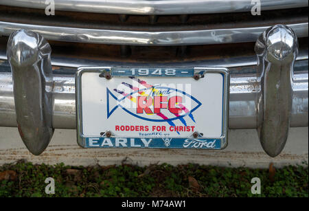 1948 Ford dans un parking. Banque D'Images