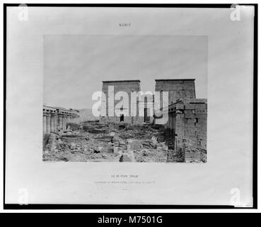 Ile de Philae (Fîleh) - Les colonnades et premier pylône - vue prise du point T - FT (monogramme) Félix Teynard phot. Rcac2001695335 Banque D'Images