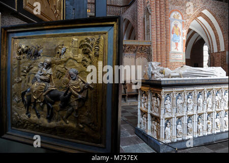 Sarcophage de la Reine Margrethe I, le fondateur et premier dirigeant de Royaumes de Danemark, de la Suède et de la Norvège à la suite d'union personnelle appelée Union de Kalmar, behi Banque D'Images