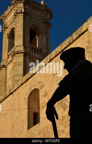 Tal-Frenċ Għarb statue, dans le village de Għarb à Gozo, Malte, Europe Banque D'Images