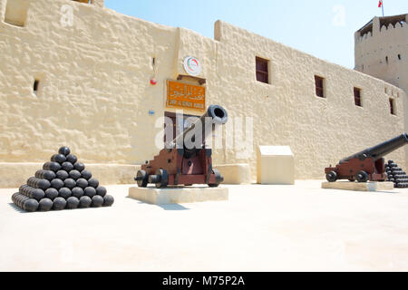 Al Ain National Museum et Fort , Émirats Arabes Unis Banque D'Images