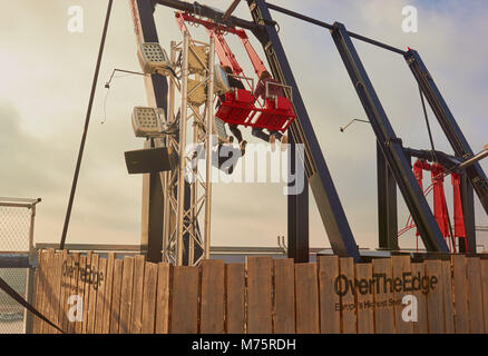 Sur le bord, A'dam Lookout, A'dam Toren, Overhoeks, Amsterdam-Noord, Amsterdam, Pays-Bas Banque D'Images