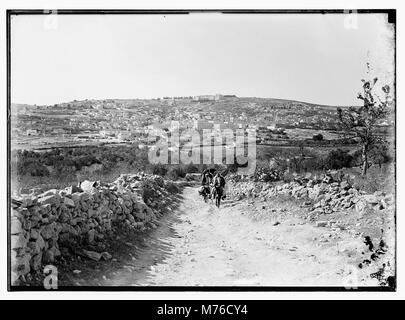 Une vue générale de Nazareth, une ville importante en Israël, capturant le paysage, l'architecture et les aspects historiques de cette ville biblique. Banque D'Images