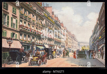 Vue sur la rue de la paix, l'une des rues les plus célèbres de Paris, connue pour ses boutiques de luxe, ses bâtiments historiques et son emplacement central dans la ville. Banque D'Images