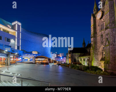 Selfridges au crépuscule, Birmingham, Angleterre, Royaume-Uni, Europe Banque D'Images