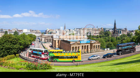 Le centre-ville d'Édimbourg, musées, galeries et sur les toits de la ville, la butte, Edinburgh, Midlothian, Scotland, Royaume-Uni, Europe Banque D'Images