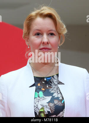 09 mars 2018, Allemagne, Berlin : Franziska Giffey du Parti Social-démocrate (SPD), maire du district de Berlin Neukoelln, serviront de ministre de la famille dans la prochaine grande coalition. Photo : Michael Kappeler/dpa Banque D'Images