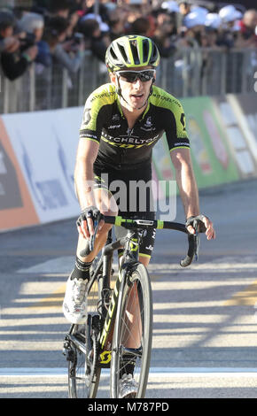 Follonico à Trevi, Italie. Mar 9, 2018. Adam Yates ( MITCHELTON - SCOTT) au cours de l'UCI World Tour, Tirreno-Adriatico 2018, Phase 3, Follonico à Trevi, en Italie, le 9 mars 2018 - Photo Laurent Layris / DPPI Crédit : Laurent Locevaphotos Lairys/agence/Alamy Live News Banque D'Images