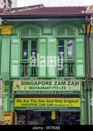 Façade du célèbre restaurant de Singapour sur Zam Zam North Bridge Road, Singapour, de Rochor. Banque D'Images