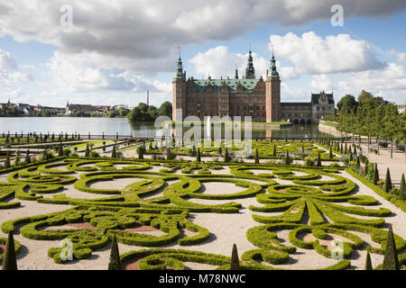 Château Frederiksborg et le jardin baroque, Hillerod, Danemark, Scandinavie, Europe Banque D'Images