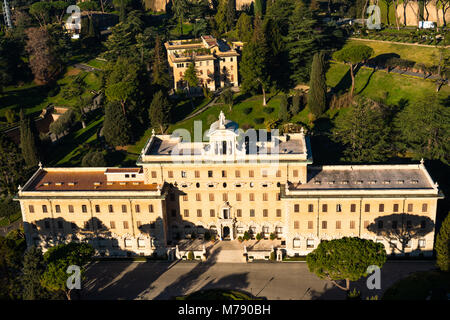 Vue aérienne du Palais du Gouvernement de l'palace, Cité du Vatican, Rome, Italie. Banque D'Images