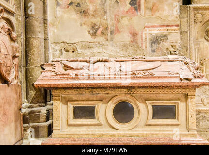 TRENTO, ITALIE - février 21, 2018 : Hommage à San Vigilio martyr dans la Cathédrale de San Vigilio ou la Cathédrale de Trente, Trentin-Haut-Adige, Italie Banque D'Images