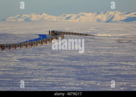 Amérique du Nord, les États-Unis, l'Alaska, au nord de l'Alaska, James Dalton Highway, versant nord, Brooks Range, Alaska Pipeline, Banque D'Images