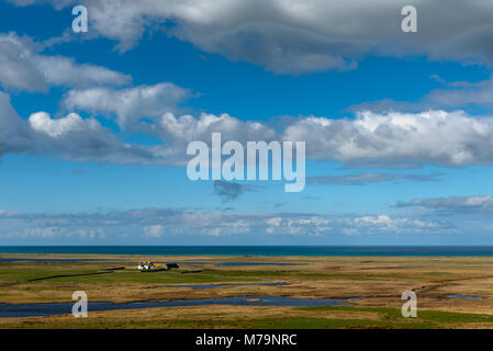 Le Drimore "machair" et vu de Ruabhal sur South Uist Banque D'Images