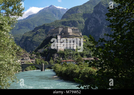 Forte di Bard, vallée d'aoste, Italie Banque D'Images