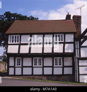 Noir et blanc traditionnelle maison, Weobley, Herefordshire, Angleterre Banque D'Images