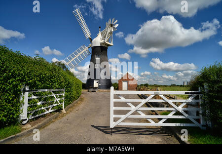 Leverton moulin sur une journée ensoleillée Banque D'Images