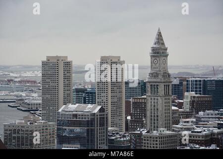 Boston a vu de dessus après un hiver Nor'Easter. Boston, Massachusetts, États-Unis Banque D'Images