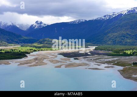 Embouchure de la rivière Río Ibáñez dans le Lago General Carrera, Carretera Austral, près de Bahia Murta, également Puerto Murta Banque D'Images