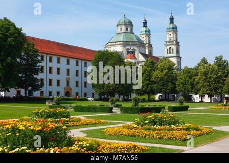 Jardin de la Cour, la résidence, la basilique St Lorenz, Vieille Ville, Kempten, Allgäu, en Haute Souabe, Bavière, Allemagne, Europe Banque D'Images