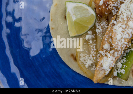 Close up of Fajita sur plaque avec copie espace Banque D'Images