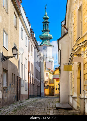 Vieille ville et église à Bratislava, Slovaquie Banque D'Images