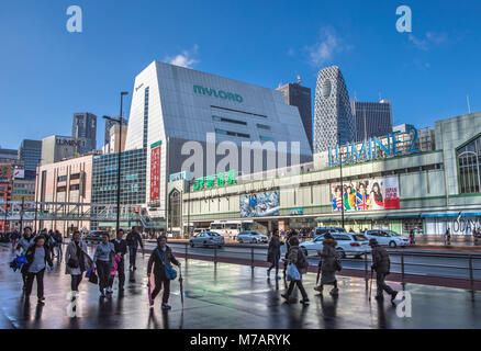 Le Japon, la ville de Tokyo, shinjuku, Shinjuku District South Station Banque D'Images