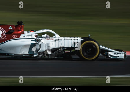 Barcelone, Espagne. 9 mars, 2018 : CHARLES LECLERC (MON) disques durs dans son Alfa Romeo Sauber C37 pendant sept jours de la Formule 1 les essais au Circuit de Catalunya Crédit : Matthias Rickenbach/Alamy Live News Banque D'Images