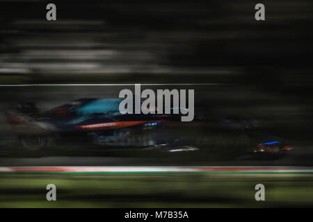 Barcelone, Espagne. 9 mars, 2018 : BRENDON HARTLEY (NZL) disques durs dans sa Toro Rosso STR13 pendant sept jours de la Formule 1 les essais au Circuit de Catalunya Crédit : Matthias Rickenbach/Alamy Live News Banque D'Images