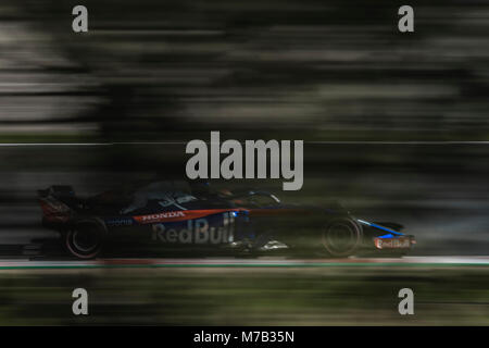 Barcelone, Espagne. 9 mars, 2018 : BRENDON HARTLEY (NZL) disques durs dans sa Toro Rosso STR13 pendant sept jours de la Formule 1 les essais au Circuit de Catalunya Crédit : Matthias Rickenbach/Alamy Live News Banque D'Images