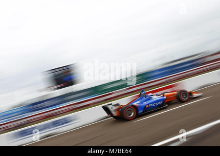 Saint Petersburg, Florida, USA. Mar 10, 2018. 10 mars 2018 - Saint Petersburg, Floride, USA : Scott Dixon (9) tente de se qualifier pour le Grand Prix de Firestone à rues de Saint-Pétersbourg de Saint-Pétersbourg, à Saint-Pétersbourg, en Floride. Crédit : Justin R. Noe Asp Inc/ASP/ZUMA/Alamy Fil Live News Banque D'Images