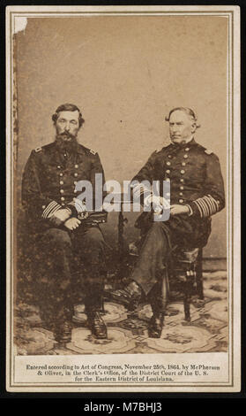 Le capitaine Percival Drayton et l'amiral David Farragut de U.S. Navy en uniforme) - McPherson & Oliver, photographes, 132 Canal Street, à l'étage RCAC2016649622 Banque D'Images