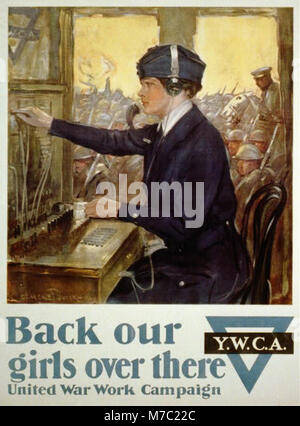 Affiche de la United War Work Campaign pendant la première Guerre mondiale, avec une image de Clarence F. Underwood. La campagne a soutenu le personnel militaire américain et l’effort de guerre, en mettant particulièrement l’accent sur le rôle des femmes dans le soutien aux troupes. Banque D'Images