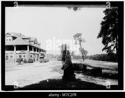 Cette image capture des vues d'Augusta, Géorgie, y compris le Country Club, les golfs et l'hôtel bon Air. La scène met en évidence les principaux monuments connus pour les loisirs et l'hospitalité dans la région. Banque D'Images