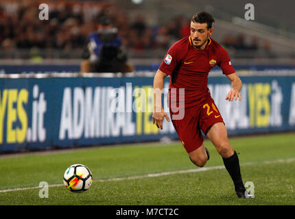 Rome, Italie. 09Th Mar, 2018. Alessandro Florenzi s roms en action au cours de la Serie A match de foot entre Rome et Turin au stade olympique. Roma a gagné 3-0. Credit : Riccardo De Luca/Pacific Press/Alamy Live News Banque D'Images