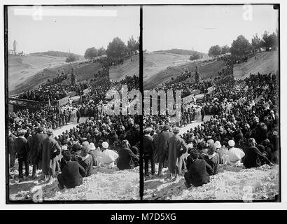 Une photographie capturant l’ouverture de l’Université hébraïque avec la visite de Lord Balfour, un moment important dans l’histoire de l’institution. Banque D'Images
