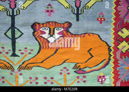 Lion stylisé sur tapis arménien ancien, tapis ou Kilim, Arménie Banque D'Images