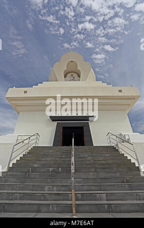 Étapes menant à l'illumination de stupa bouddhiste, Benalmadena, Espagne. Banque D'Images