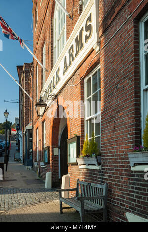 Norfolk Arms pub à Arundel, West Sussex, Angleterre. Banque D'Images