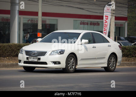 CHIANG MAI, THAÏLANDE - 26 février 2018 : voiture Toyota Camry. Sur road no.1001 8 km de Chiangmai Zone d'affaires. Banque D'Images