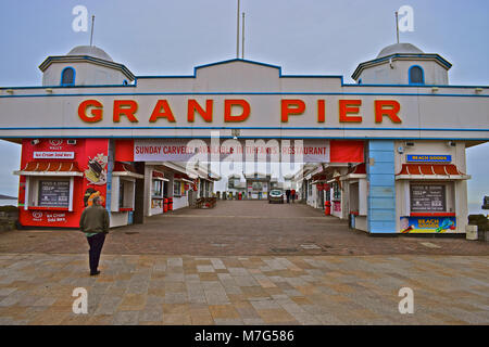 Le Grand Pier à Weston-super-Mare en hiver Banque D'Images