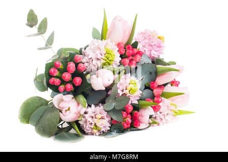 Bouquet de tulipes et jacinthes roses, bouquet de fête des fleurs de printemps frais isolé sur fond blanc Banque D'Images