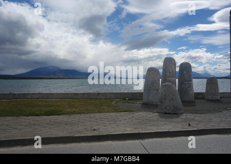 Monumento de la Mano, Puerto Natales, Chili Banque D'Images