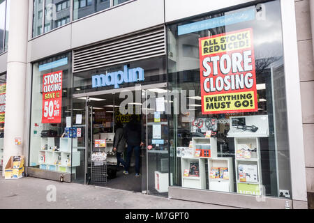 LONDON, UK -10ème Mar 2018 : Maplin store sur Cheapside propose d'importantes réductions aux clients avant la fermeture vers le bas. Banque D'Images