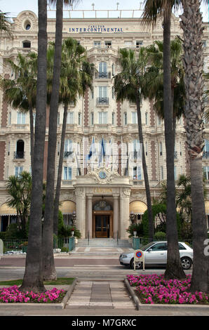 Entrée de l'Hôtel Carlton Intercontinental, Cannes, Côte d'Azur, France Sud, France, Europe Banque D'Images