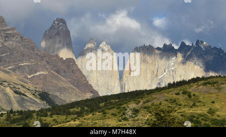 Vues des Torres del Paine de Laguna Armaga. Patagonie, Chili Banque D'Images