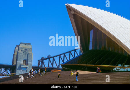 L'Opéra de Sydney en Australie vu de la Monumentale comme suit. Banque D'Images