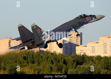 Avion de combat SU-35 de la Force aérienne russe. Banque D'Images