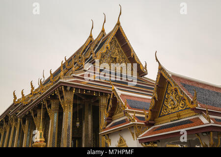 Phra Ubosoth ou la Chapelle du Bouddha d'Émeraude à Bangkok Banque D'Images